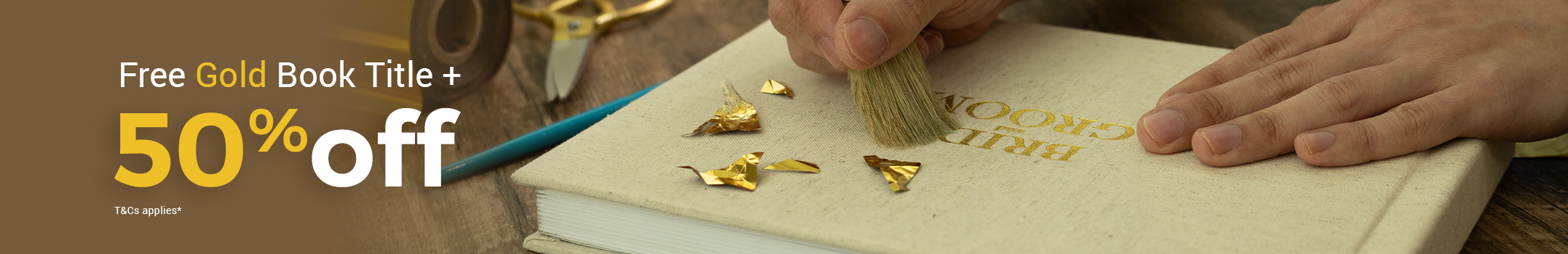 Fine Craftmanship: Free Gold Gilding on Every Photo Book Title